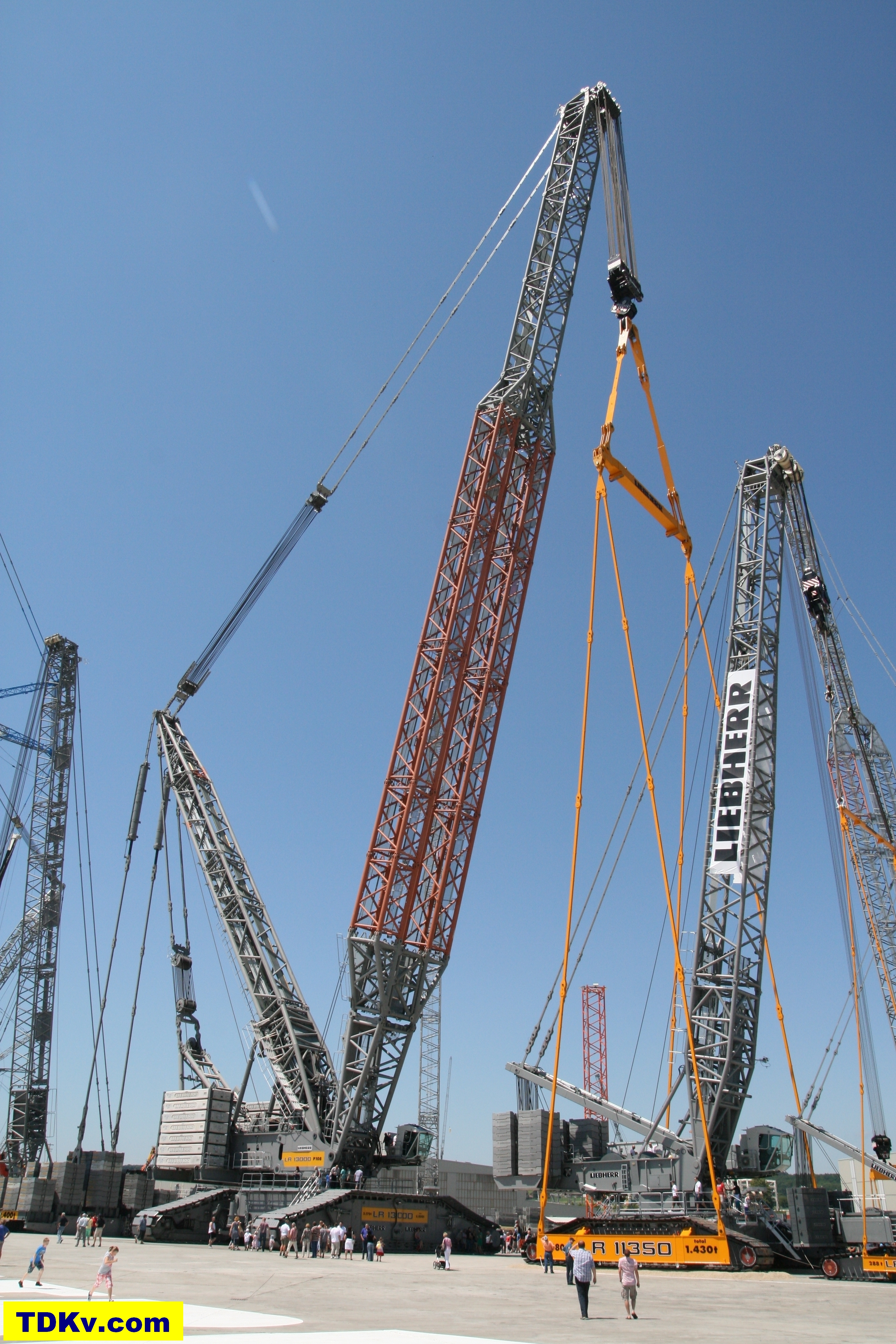 Liebherr LR 13000 crawler crane