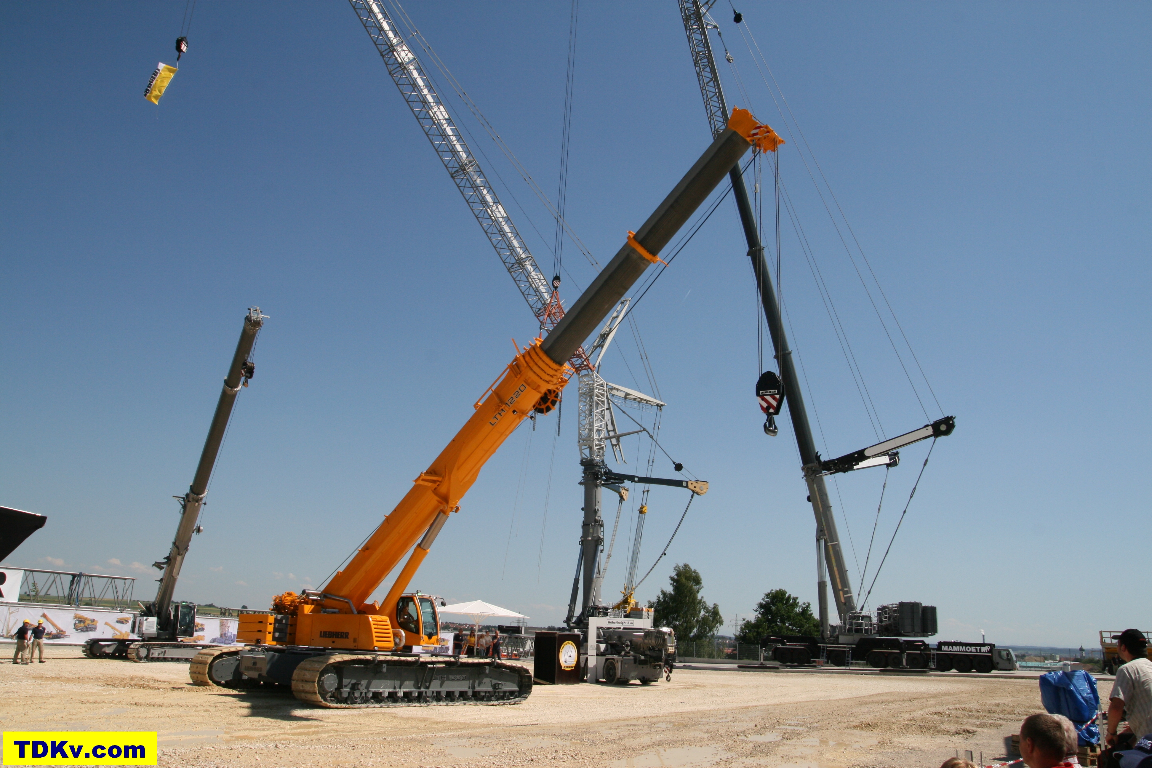 Liebherr LTR 1220 telescopic crawler crane