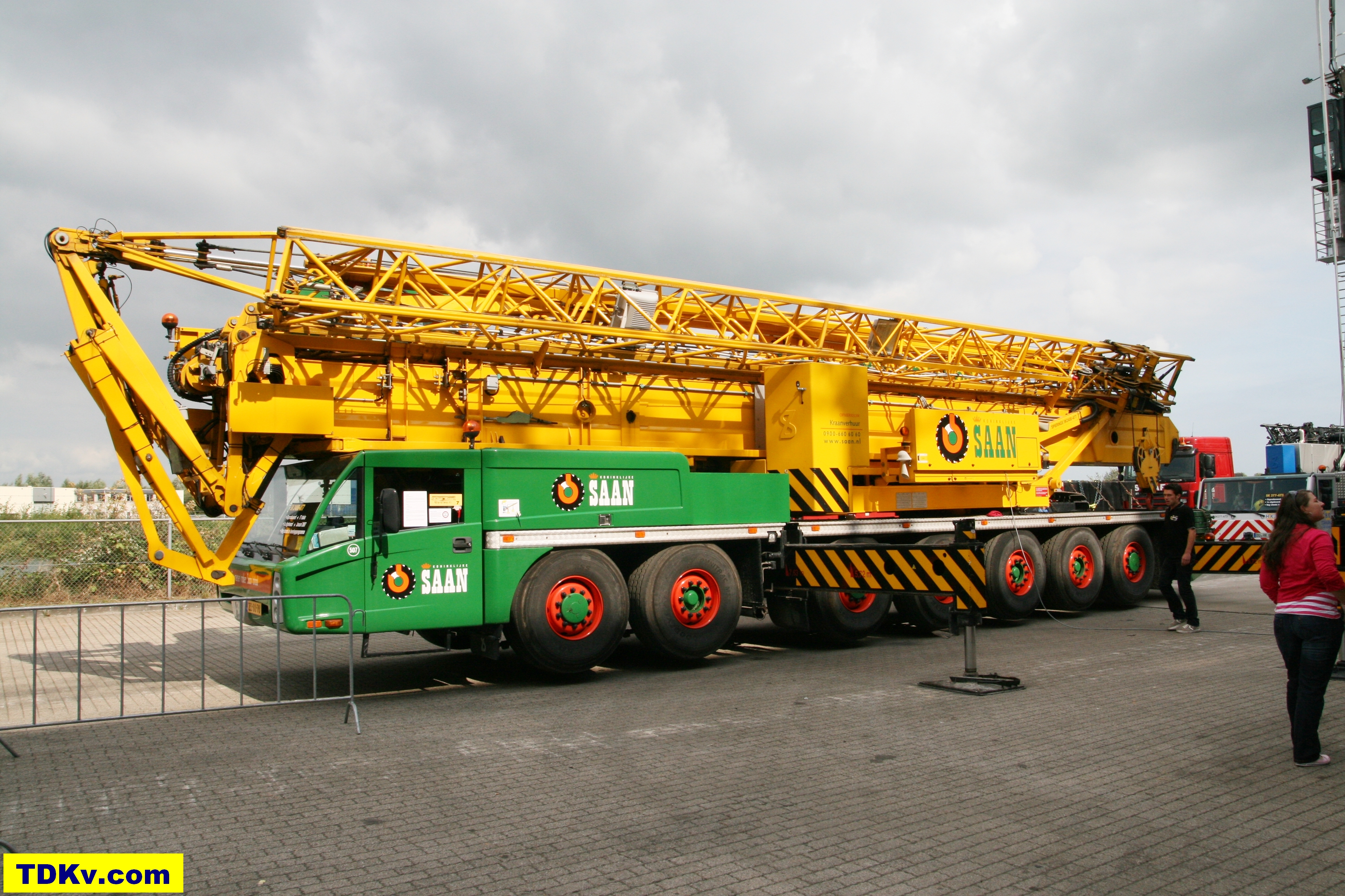 Spierings mobile tower crane SK2400-AT7 from Saan