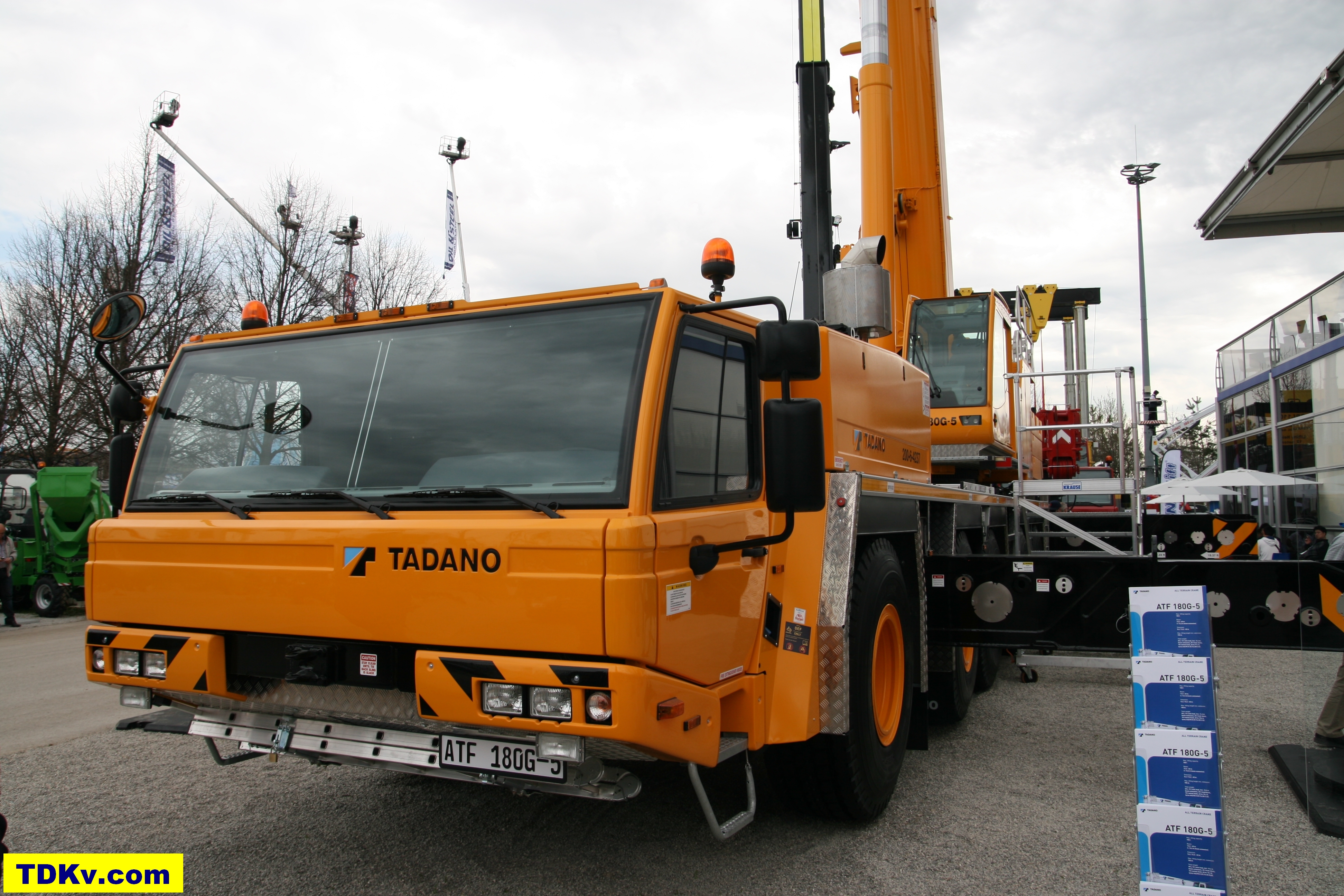 Tadano ATF 180G-5-Sterling