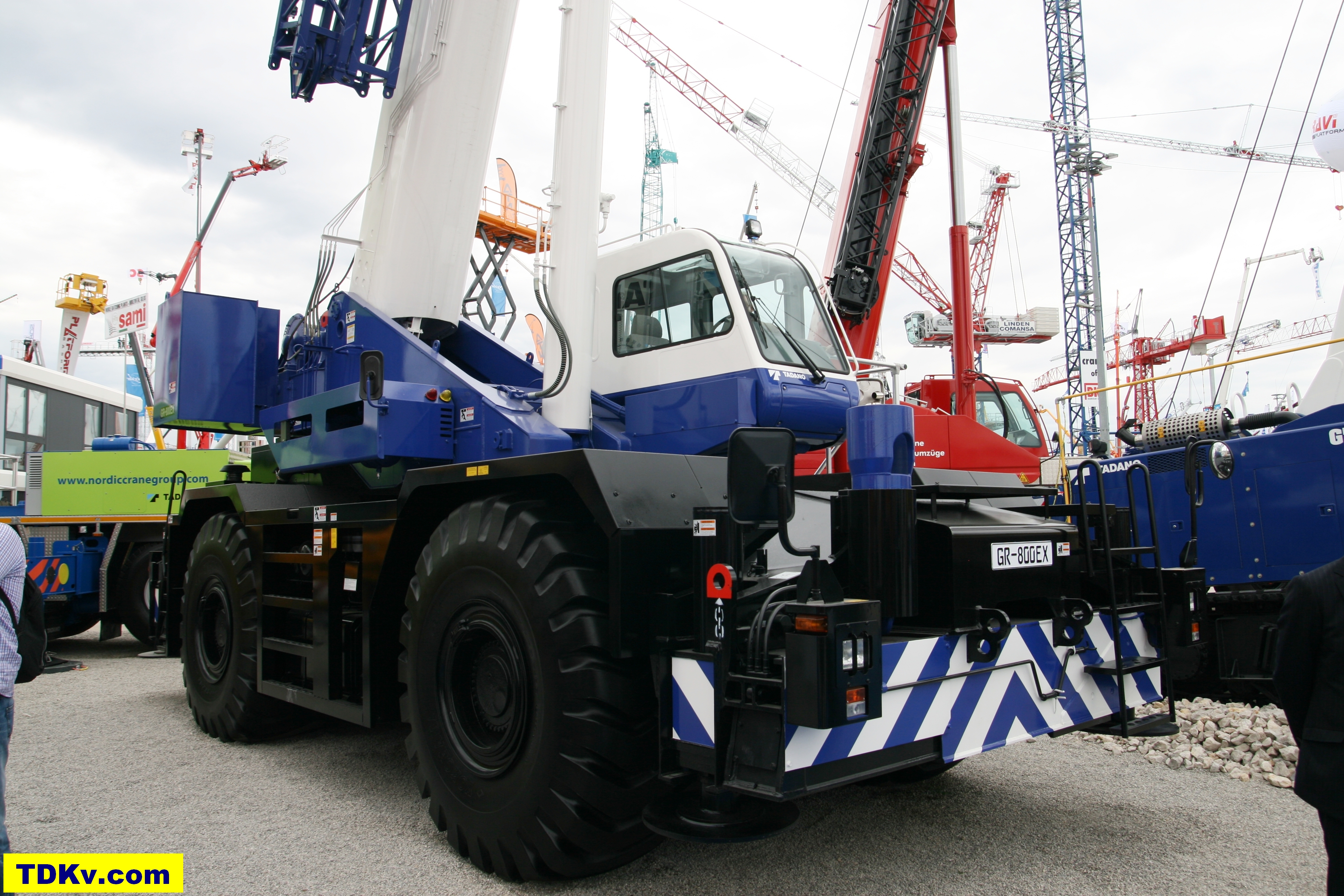 Tadano GR-800EX