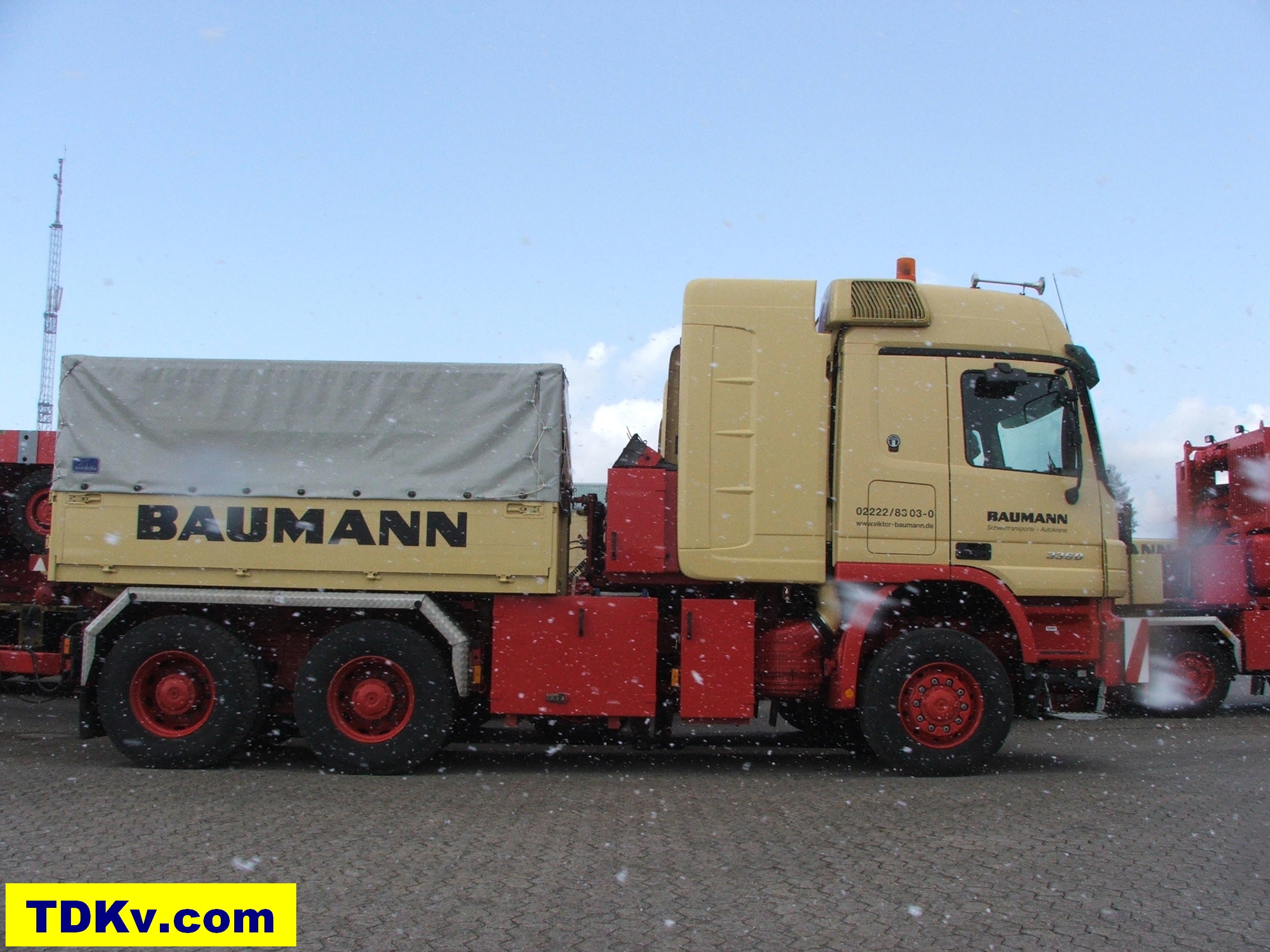 Baumann Actros 3360 prime mover