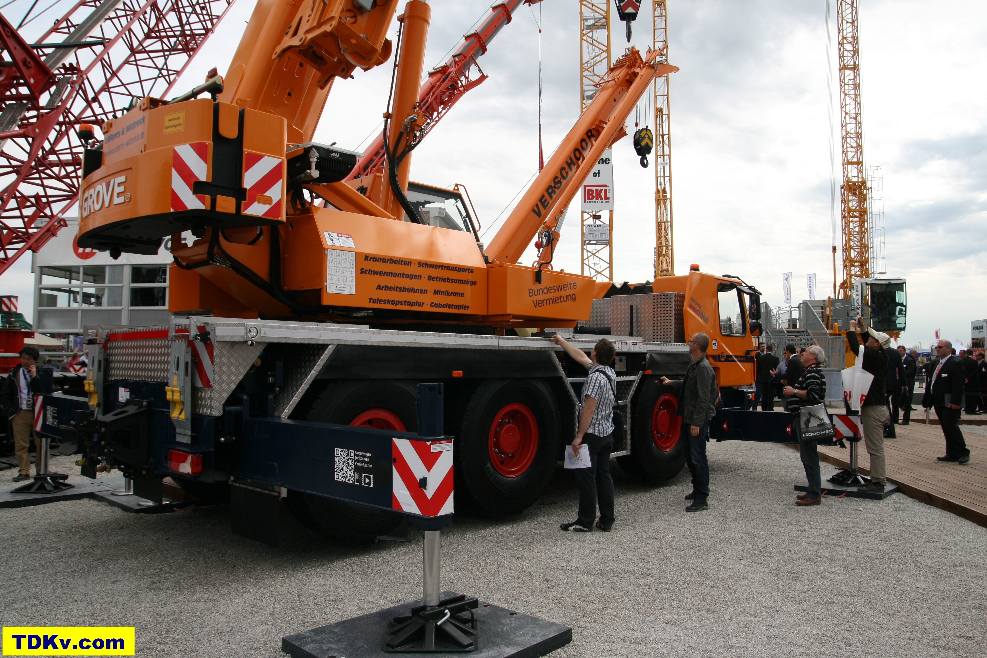 Grove GMK 3060 Telescopic crane