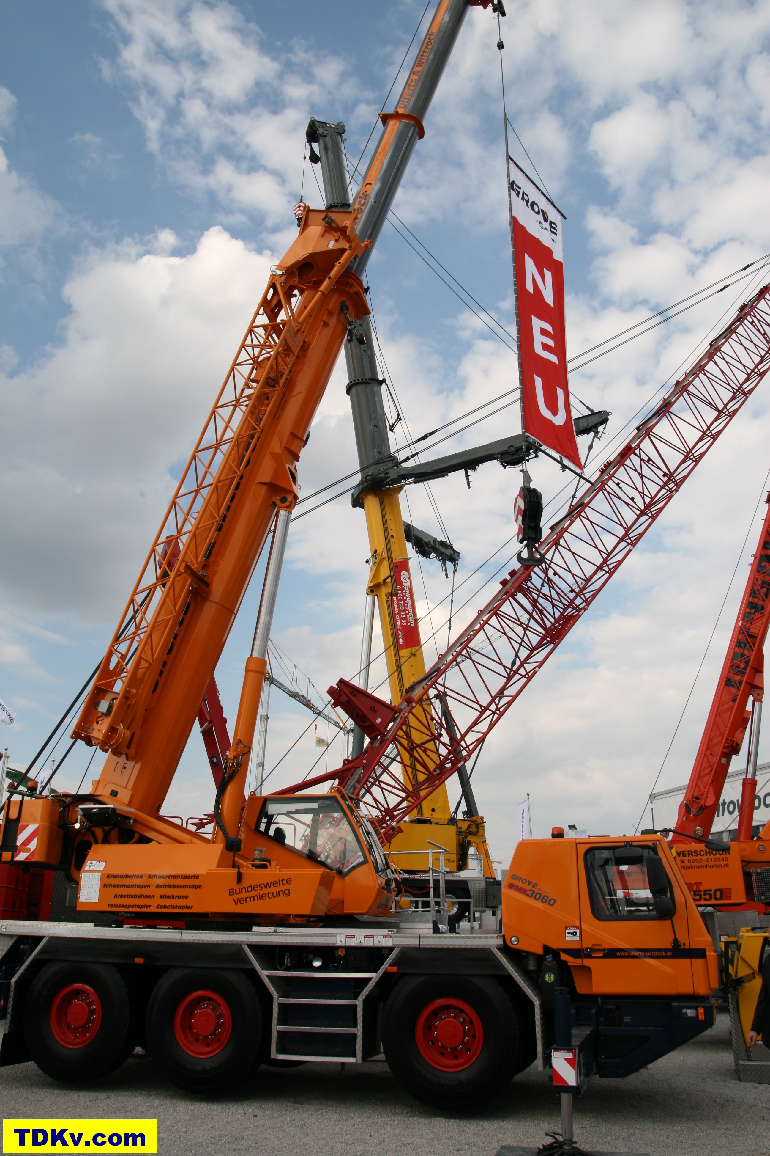Grove GMK 3060 - Bauma 2013