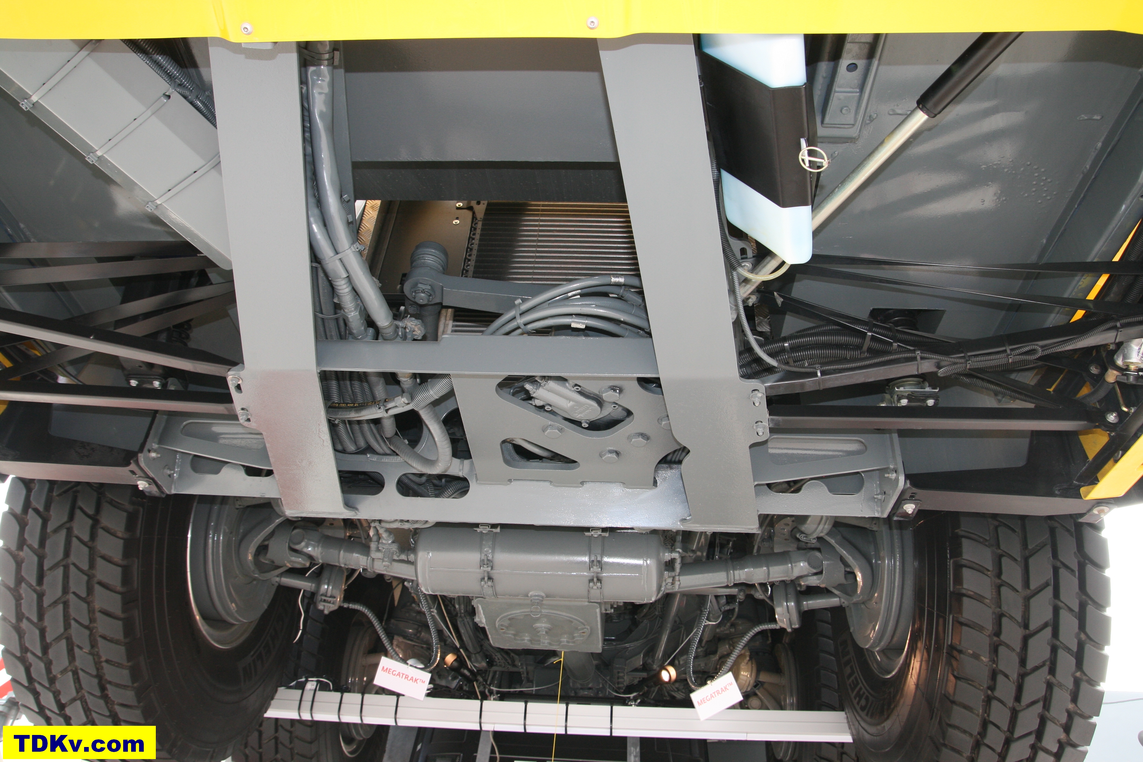 Grove GMK 6400 Bauma 2013 carrier